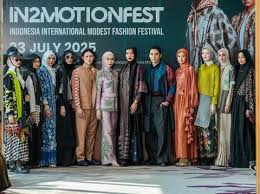 Tren Modest Fashion Indonesia 2025: Dari Gaya Lokal ke Panggung Dunia